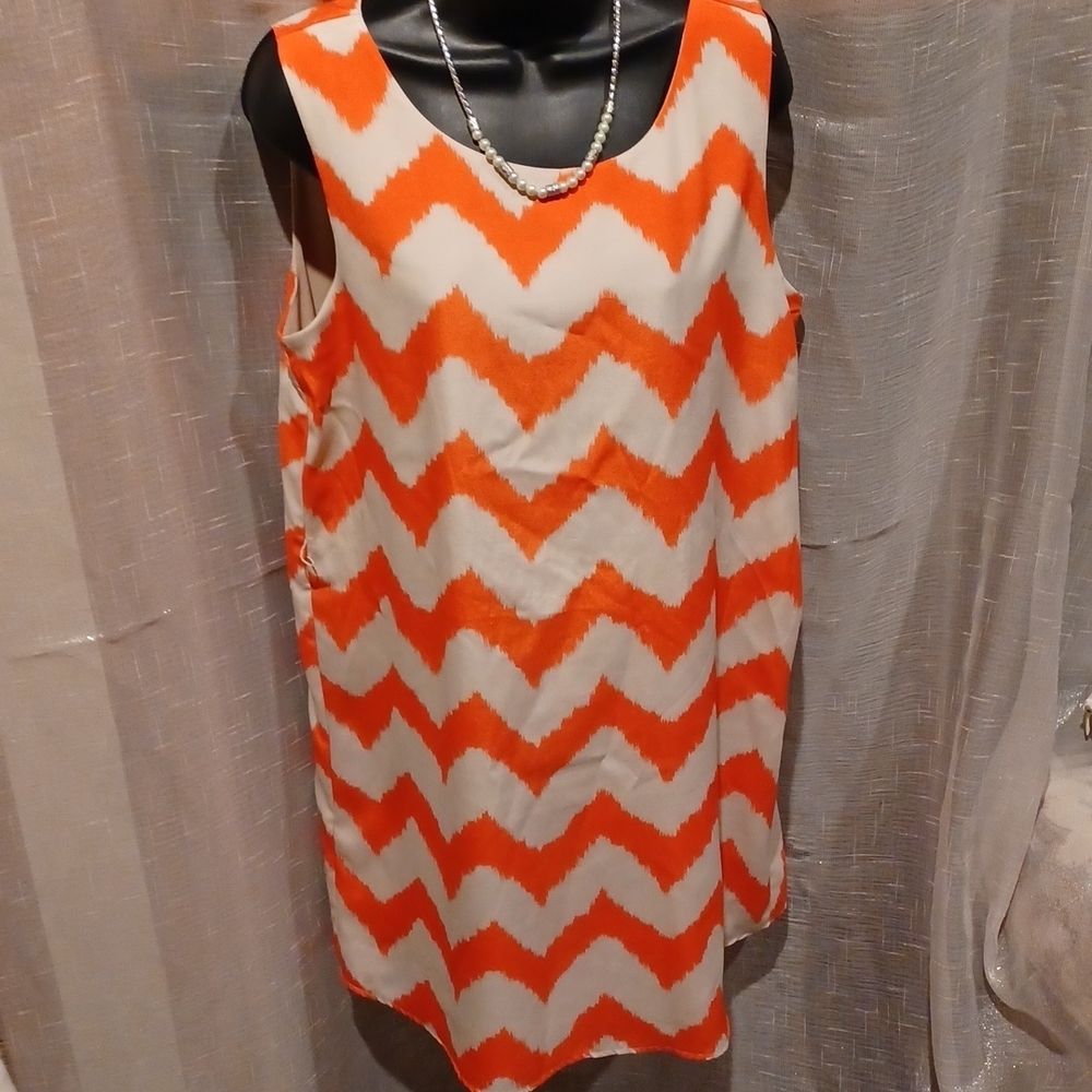Almost Famous Dress, Orange & Cream, Size L (jr)